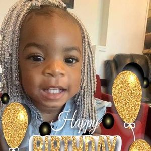 Meet your Posher, Lorraine